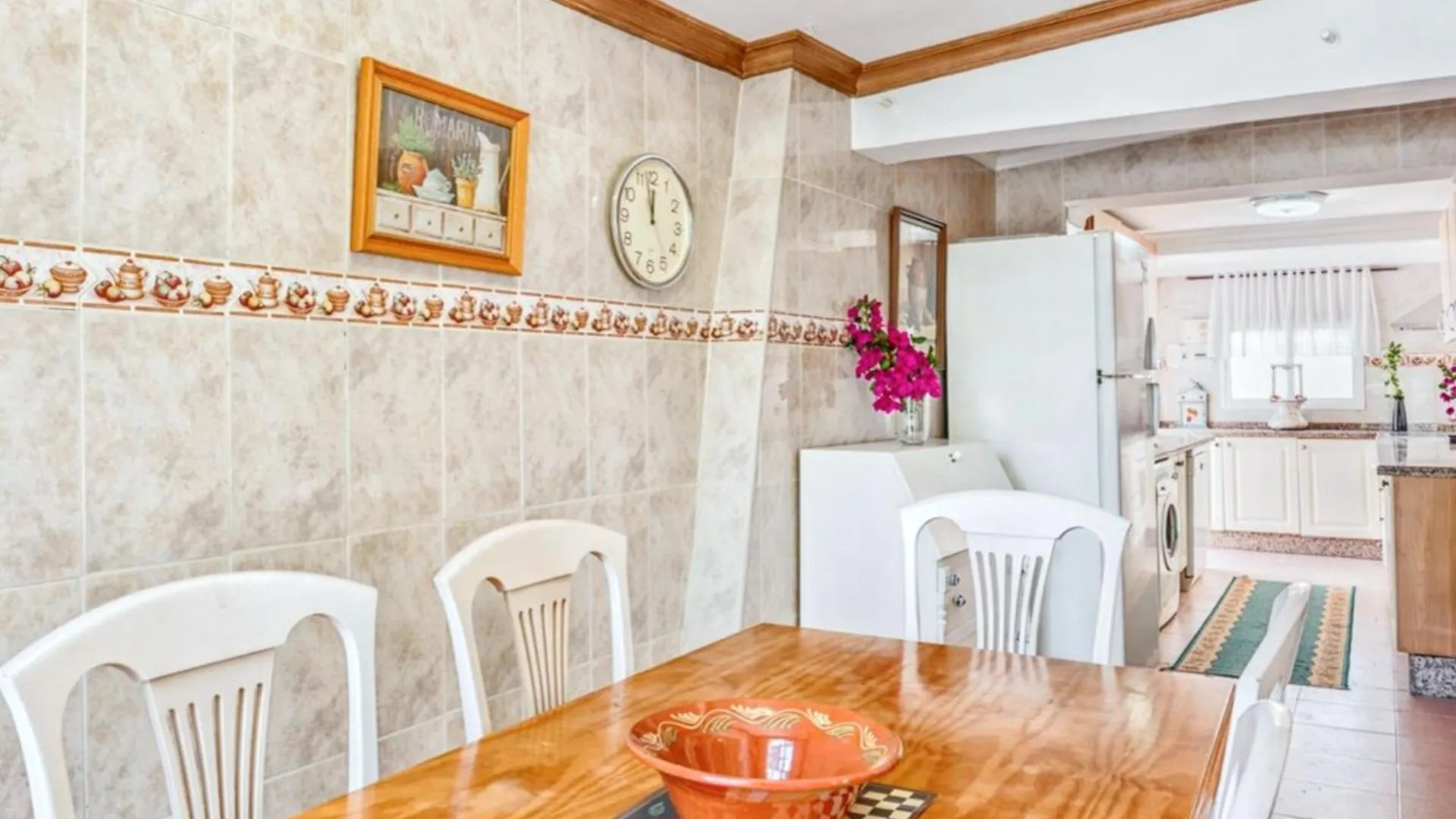 Villa Encanto: Marbella Retreat with Private Pool